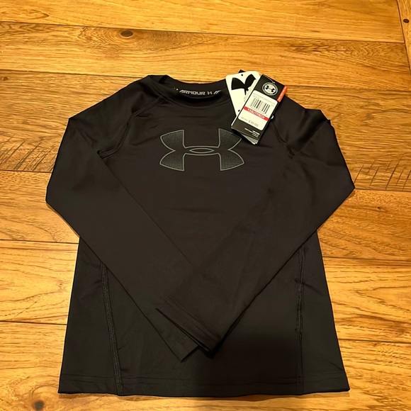 Under Armour Other - UnderArmour Boys HeatGear. NWT